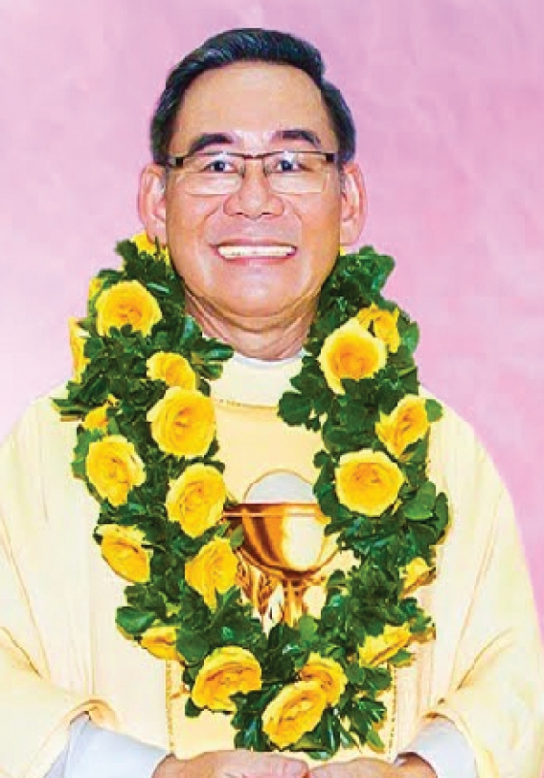 Linh mục CHÁNH XỨ